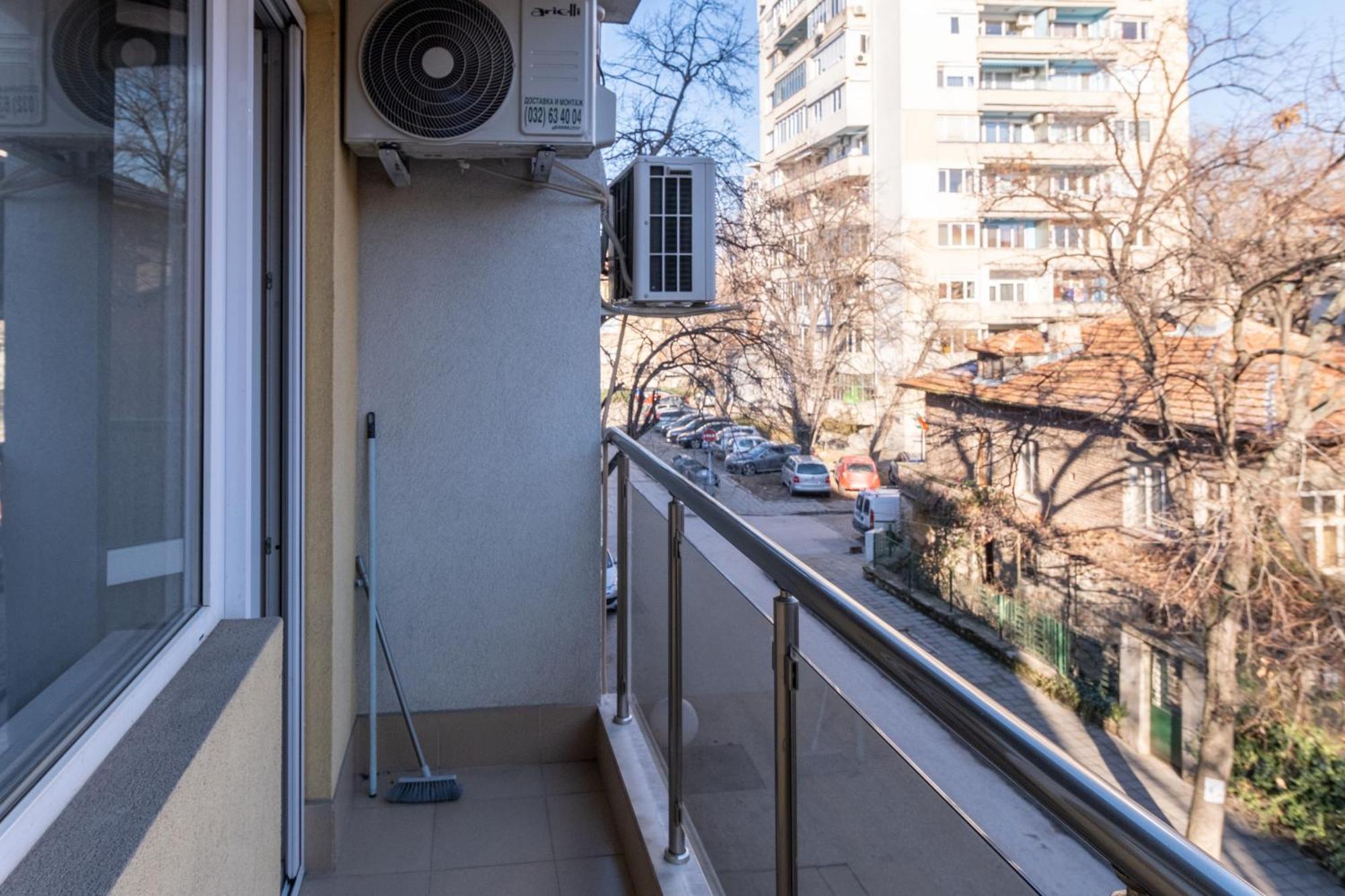 Comfortable 2Br Urban Getaway In City Center Plowdiw Exterior foto