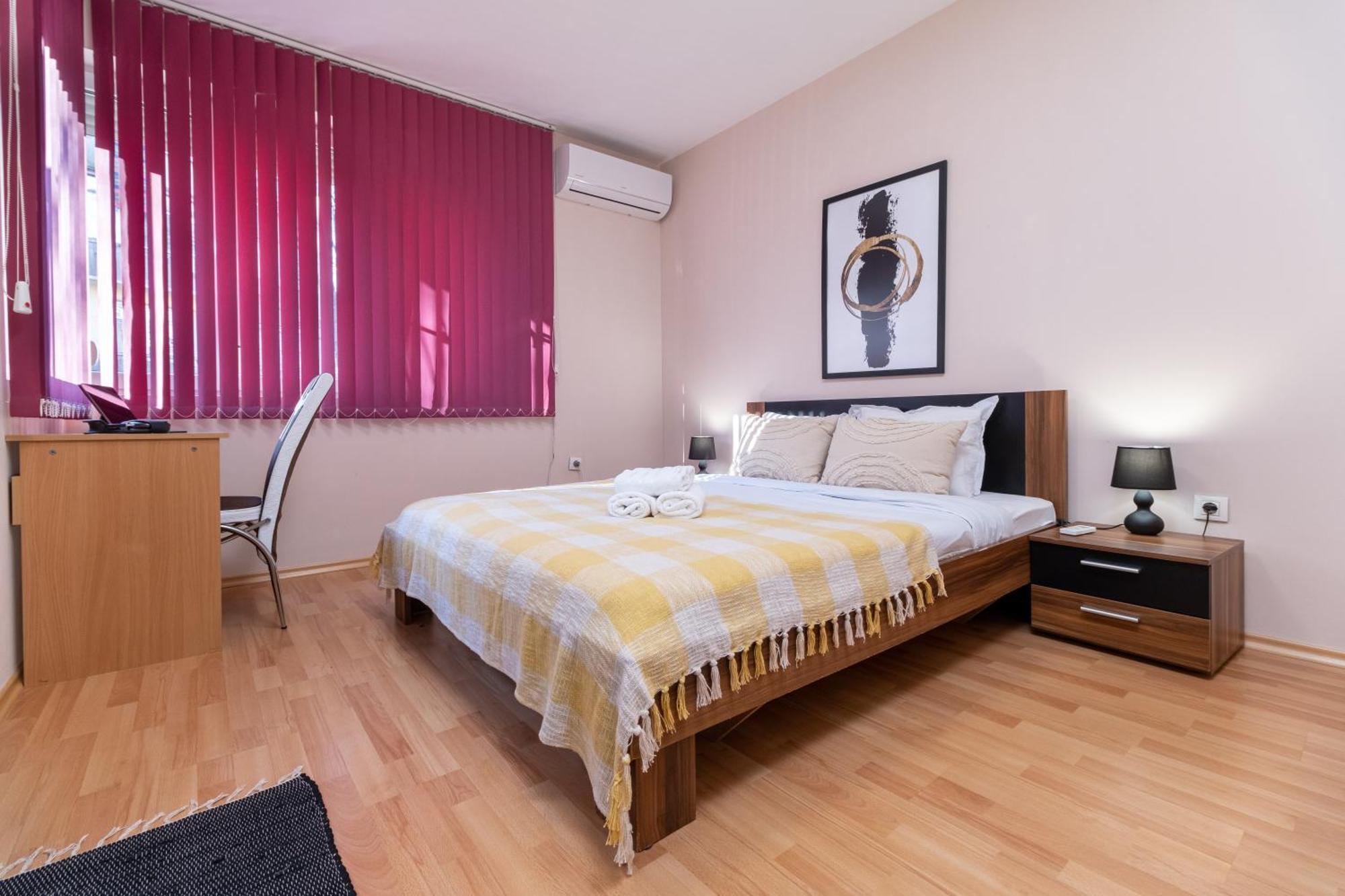 Comfortable 2Br Urban Getaway In City Center Plowdiw Exterior foto
